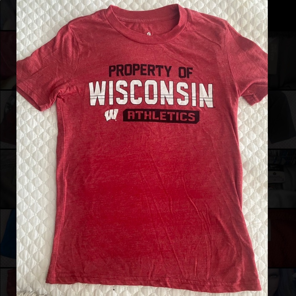 Boys super soft tee shirt. Size M 10-12